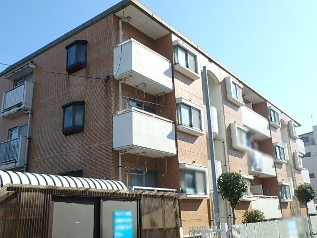 ��ʌ��������܎s������{�����P���ڂ̃}���V�����̌����O��