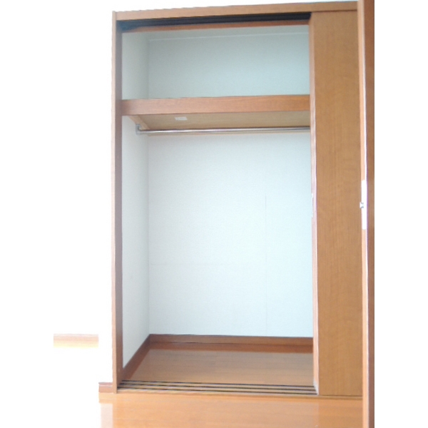 ��ʌ������s�k�J�R���ڂ̃}���V�����̎��[