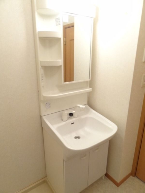 ��ʌ��������܎s������厚�쒆��̃A�p�[�g�̐��ʏ�