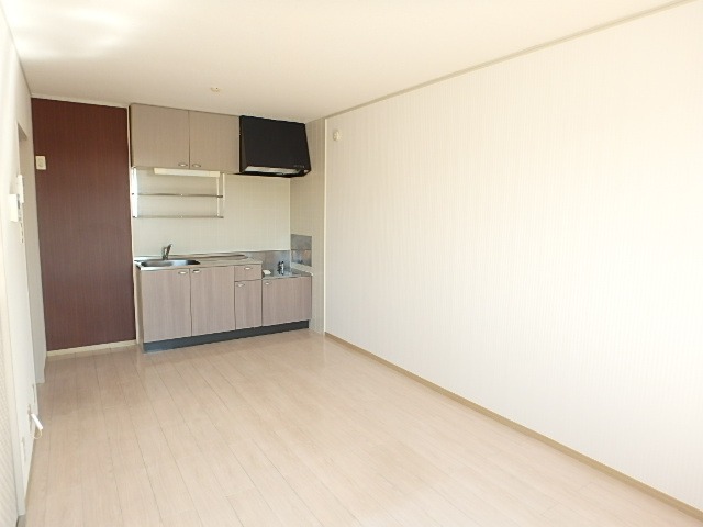 ��ʌ��������܎s����厚���V�n�̃A�p�[�g�̋��ԁE���r���O