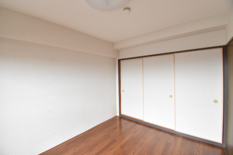 ��ʌ�����s�˒˓��R���ڂ̃}���V�����̎��[