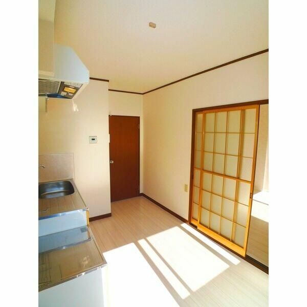 ��ʌ��������܎s������厚�䑠�̃A�p�[�g�̂��̑�