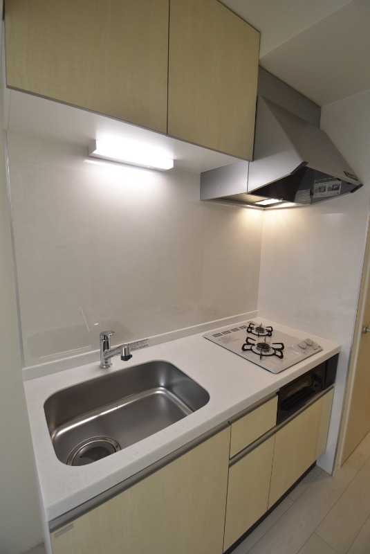 ��ʌ��������܎s��{��O���P���ڂ̃}���V�����̃L�b�`��