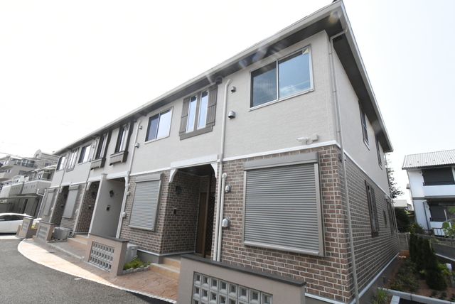 ��ʌ��������܎s��΋撇���Q���ڂ̃A�p�[�g�̌����O��