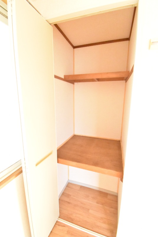 ��ʌ��������܎s������厚�䑠�̃A�p�[�g�̎��[