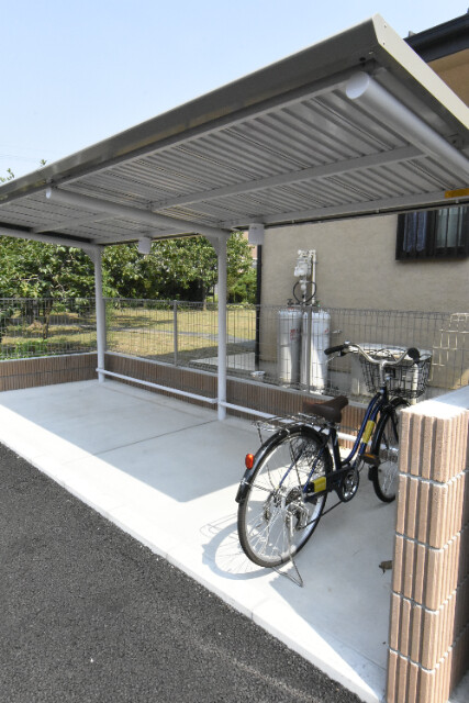 ��ʌ��������܎s��΋撇���Q���ڂ̃A�p�[�g�̂��̑�