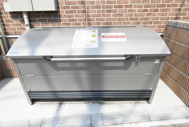 ��ʌ��������܎s��΋撇���Q���ڂ̃A�p�[�g�̂��̑�