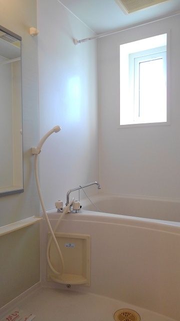 ��ʌ��������܎s��΋�厚���̃A�p�[�g�̃o�X