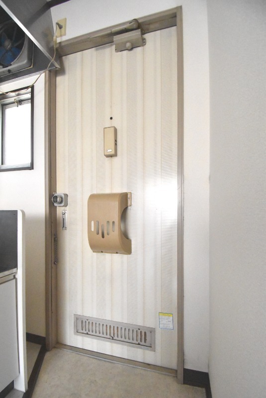 ��ʌ��������܎s�Y�a�撇���S���ڂ̃A�p�[�g�̌���