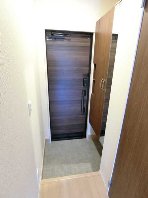 ��ʌ�����s���R���ڂ̃A�p�[�g�̌���