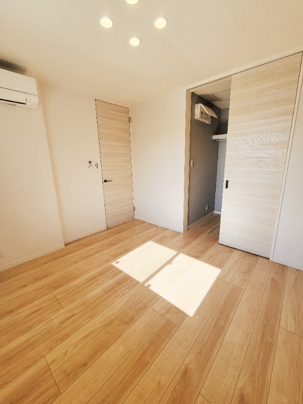 ��ʌ��������܎s��{��V�����P���ڂ̃}���V�����̂��̑������E�X�y�[�X