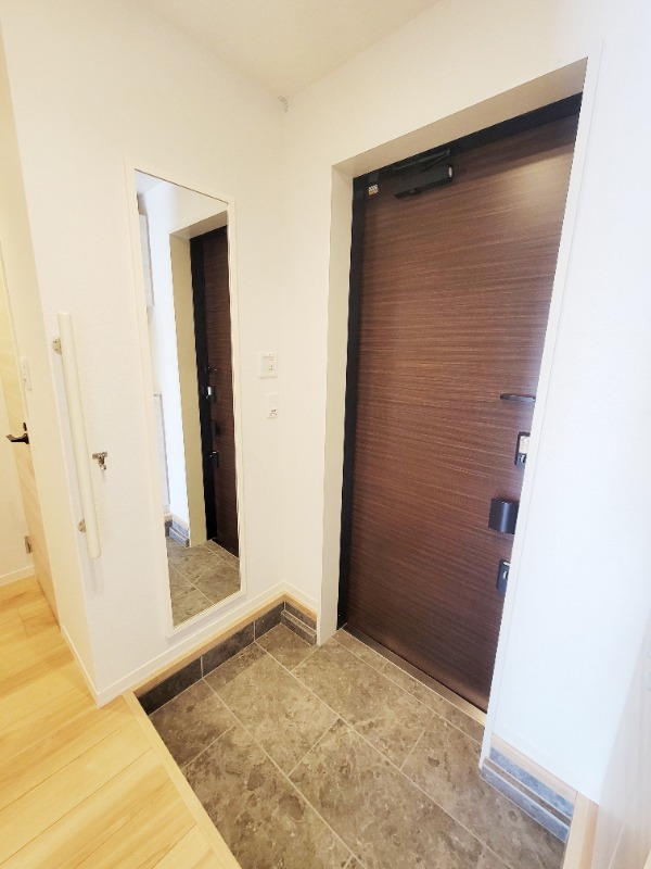 ��ʌ��������܎s��{��V�����P���ڂ̃}���V�����̌���