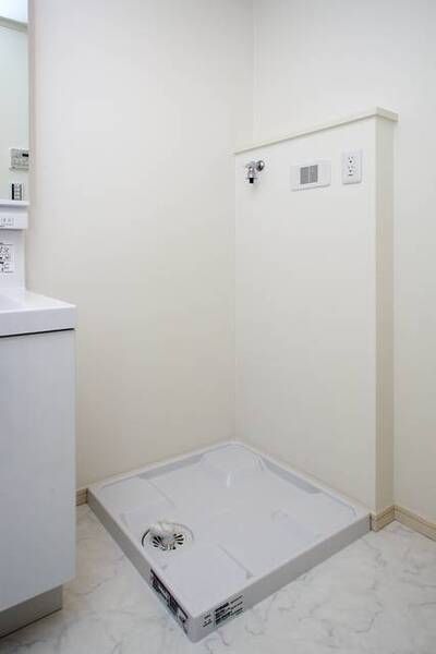 ��ʌ��������܎s��{��O���P���ڂ̃A�p�[�g�̂��̑�