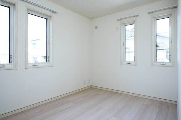 ��ʌ��������܎s��{��O���P���ڂ̃A�p�[�g�̂��̑�