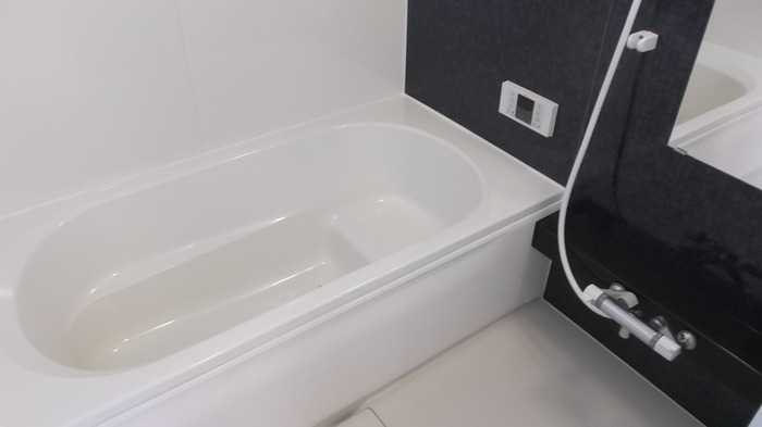 ��ʌ��z�J�s���C�N�^�E���P���ڂ̃A�p�[�g�̃o�X