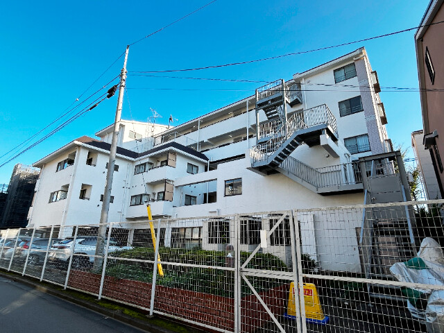 ��ʌ��������܎s�Y�a���ՂP�O���ڂ̃}���V�����̌����O��