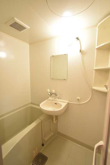 ��ʌ��������܎s����h�a�T���ڂ̃A�p�[�g�̃o�X