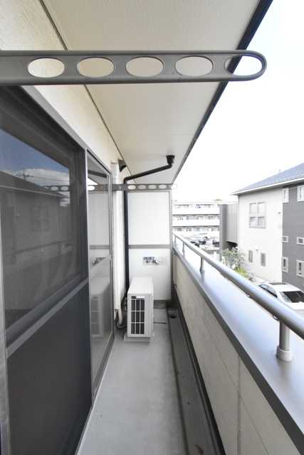 ��ʌ��������܎s����h�a�T���ڂ̃A�p�[�g�̃o���R�j�[