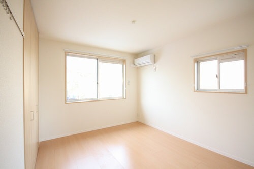 ��ʌ��������܎s������厚�쒆��̃A�p�[�g�̂��̑������E�X�y�[�X