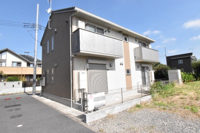 ��ʌ�����s�厚���s�̃A�p�[�g�̌����O��