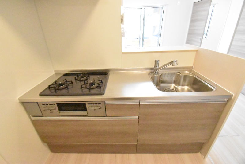 ��ʌ������s�ٓV�P���ڂ̃A�p�[�g�̃L�b�`��