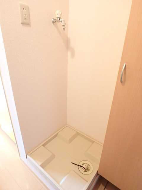 ��ʌ��������܎s�����擌��{�P���ڂ̃A�p�[�g�̂��̑��ݔ�