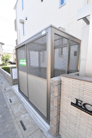 ��ʌ������s�ٓV�P���ڂ̃A�p�[�g�̂��̑�