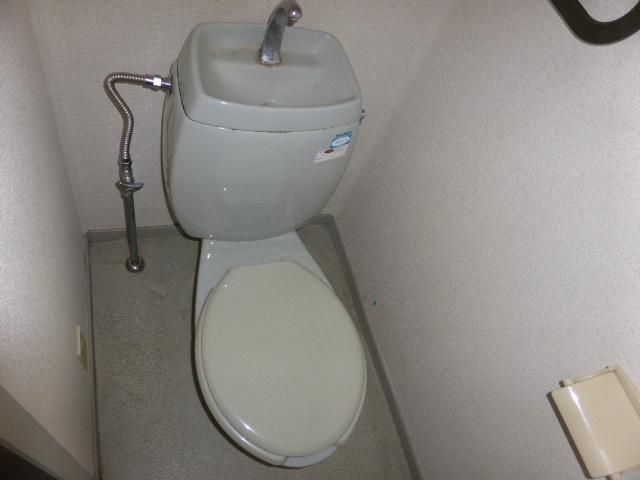 ��ʌ�����s�厚������̃A�p�[�g�̃g�C��