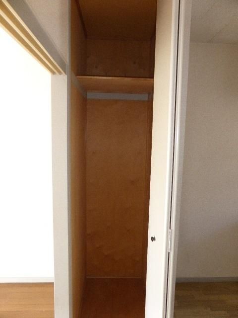 ��ʌ�����s�厚������̃A�p�[�g�̎��[