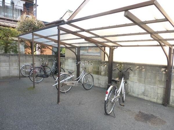 ��ʌ�����s�厚������̃A�p�[�g�̂��̑�