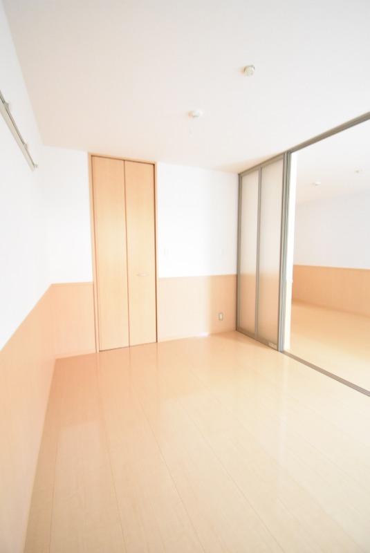 ��ʌ��������܎s������厚��J�̃A�p�[�g�̂��̑������E�X�y�[�X