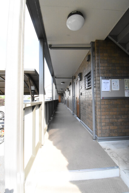 ��ʌ��������܎s������厚��J�̃A�p�[�g�̃G���g�����X