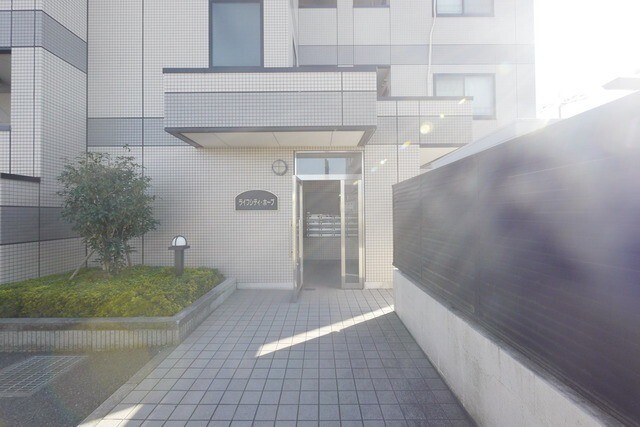 ��ʌ��@�c�s���S���ڂ̃}���V�����̃G���g�����X