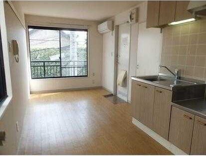 ��ʌ��������܎s�Y�a�擌�����̃A�p�[�g�̋��ԁE���r���O