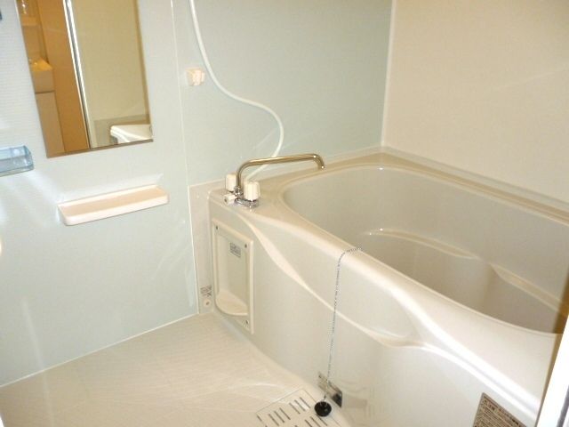 ��ʌ�����s���̏o�R���ڂ̃A�p�[�g�̃o�X