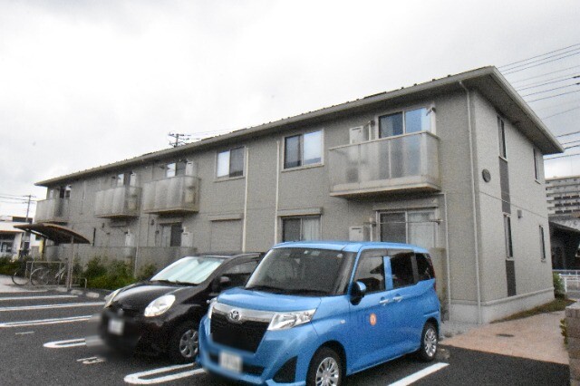 ��ʌ������s��ʖ�̃A�p�[�g�̌����O��