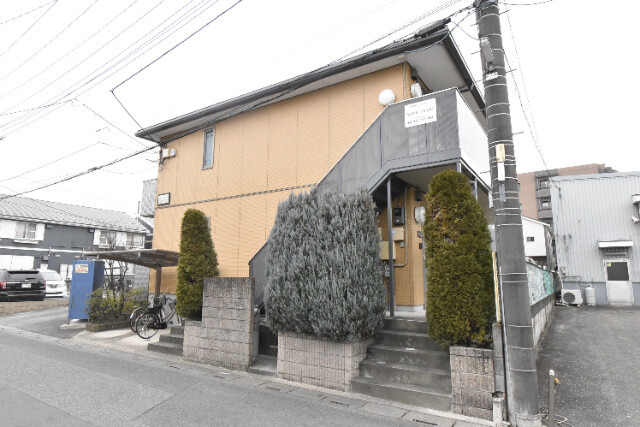 ��ʌ��������܎s���撆���Q���ڂ̃A�p�[�g�̌����O��