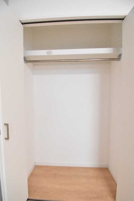 ��ʌ��������܎s��{��{���S���ڂ̃A�p�[�g�̎��[