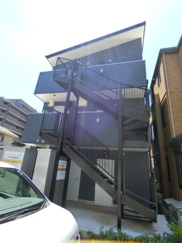 ��ʌ��������܎s��{��{���S���ڂ̃A�p�[�g�̃G���g�����X