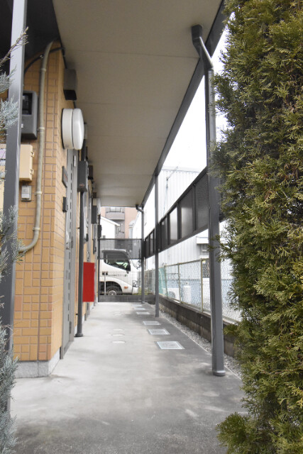 ��ʌ��������܎s���撆���Q���ڂ̃A�p�[�g�̃G���g�����X