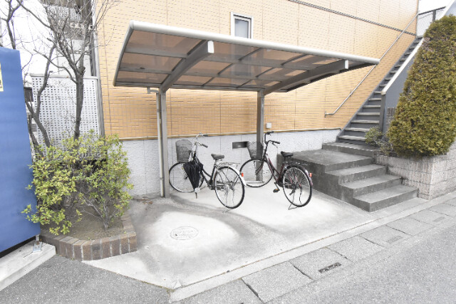 ��ʌ��������܎s���撆���Q���ڂ̃A�p�[�g�̂��̑�