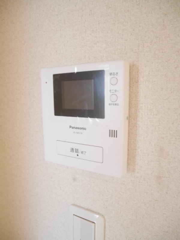 ��ʌ������s���Q���ڂ̃A�p�[�g�̂��̑�