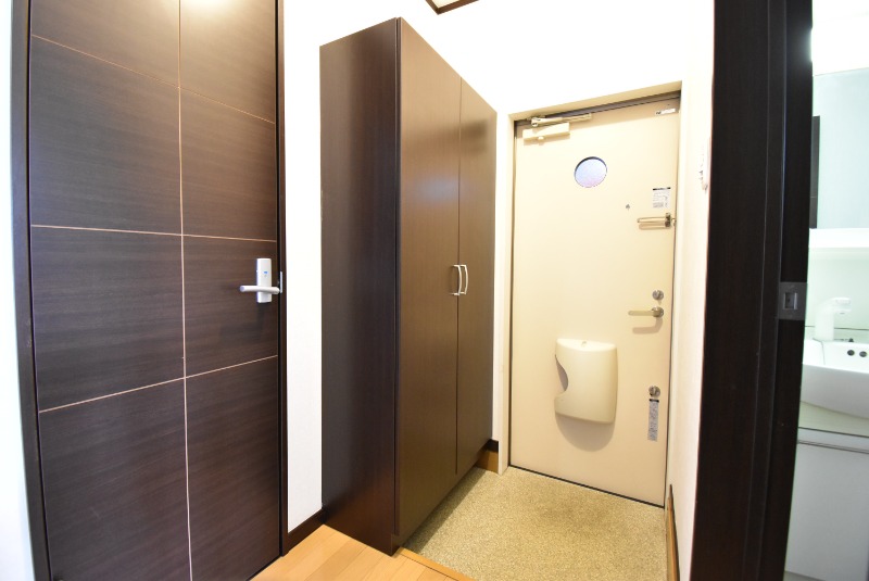 ��ʌ�����s�˒˓��P���ڂ̃A�p�[�g�̌���