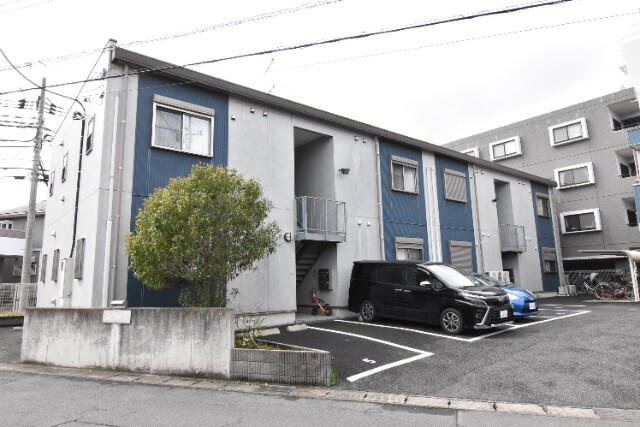 ��ʌ�����s�˒˓��P���ڂ̃A�p�[�g�̃G���g�����X