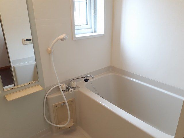 ��ʌ��z�J�s�_�����Q���ڂ̃A�p�[�g�̃o�X