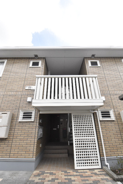 ��ʌ��������܎s����O���U���ڂ̃A�p�[�g�̃G���g�����X