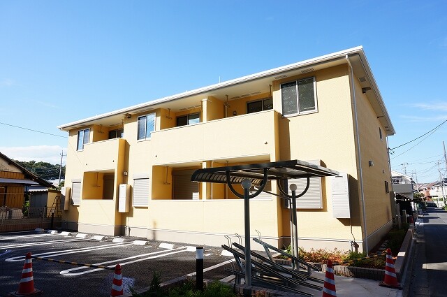 ��ʌ��������܎s�΋�厚�O���̃A�p�[�g�̌����O��