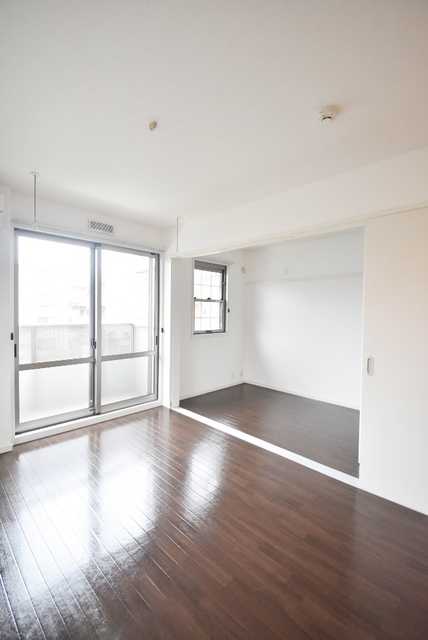 ��ʌ��������܎s��{��听���P���ڂ̃A�p�[�g�̂��̑������E�X�y�[�X