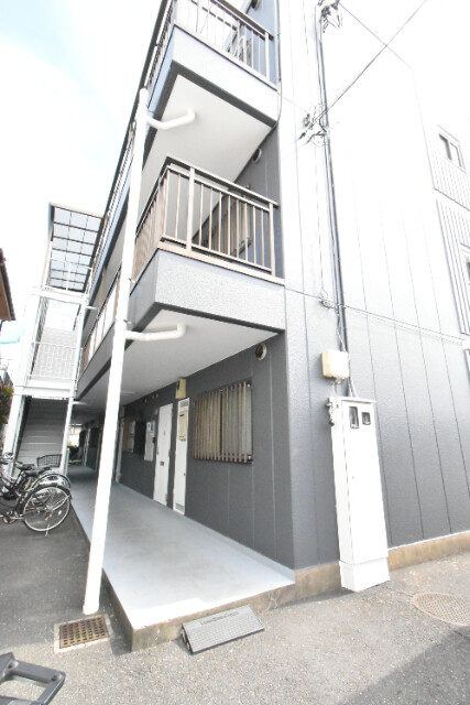 ��ʌ��z�J�s�ԓc�P���ڂ̃}���V�����̃G���g�����X