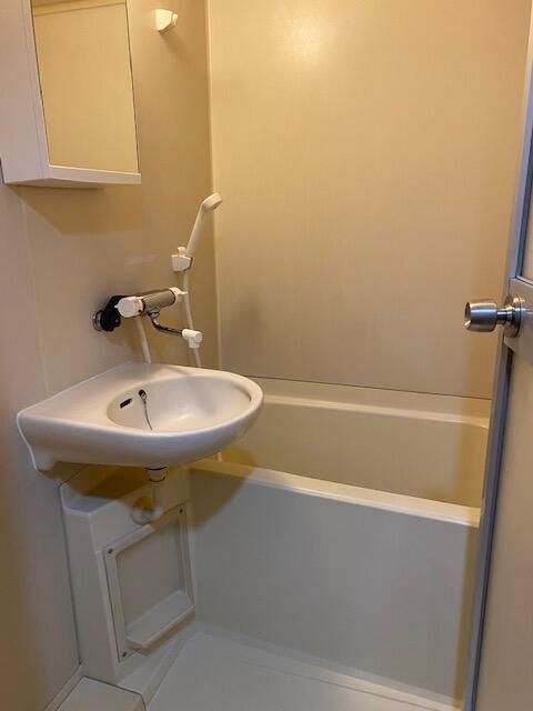 ��ʌ��������܎s�k��y�C���P���ڂ̃}���V�����̃o�X